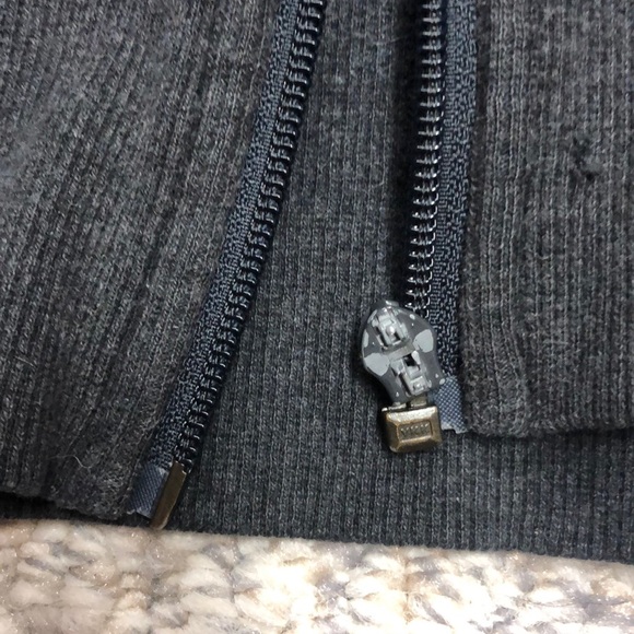 Lululemon sweater/jacket - Picture 5 of 6